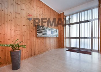 Ricezione / Lobby - Four-room apartment Via Salvatore Raccuglia
 
165, Catania - photo 3