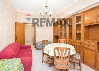 Sala da pranzo - Four-room apartment Via Salvatore Raccuglia
 
165, Catania - photo 11