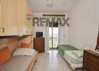 Camera / camera da letto - Four-room apartment Via Salvatore Raccuglia
 
165, Catania - photo 15