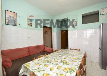 Sala da pranzo - Four-room apartment Via Salvatore Raccuglia
 
165, Catania - photo 17