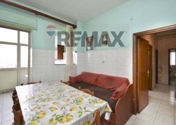 Sala da pranzo - Four-room apartment Via Salvatore Raccuglia
 
165, Catania - photo 18