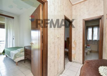 Hall / corridoio - Four-room apartment Via Salvatore Raccuglia
 
165, Catania - photo 24