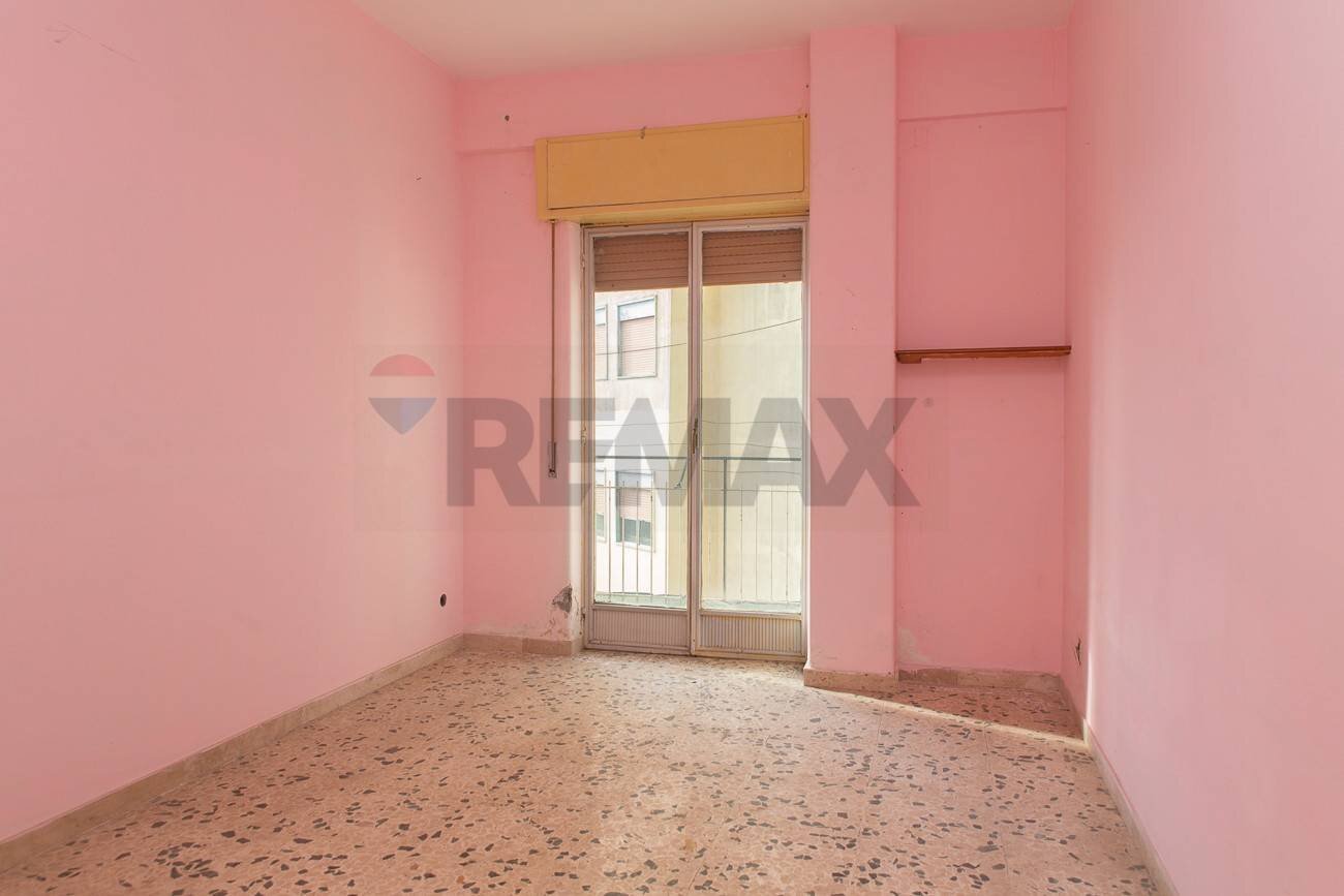 Stanza vuota - Three-room apartment Via Nizzeti
18, Valverde - photo 3