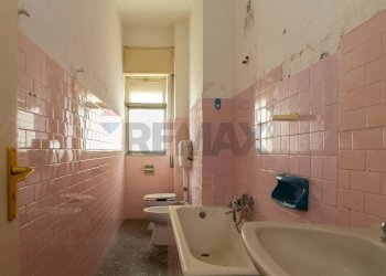 Bagno - Appartamento Via Nizzeti
 
18, Valverde - foto 7