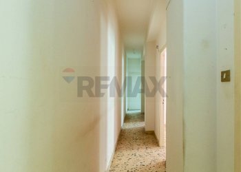 Hall / corridoio - Appartamento Via Nizzeti
 
18, Valverde - foto 10