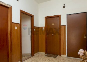 Hall / corridoio - Appartamento Via Nizzeti
 
18, Valverde - foto 18