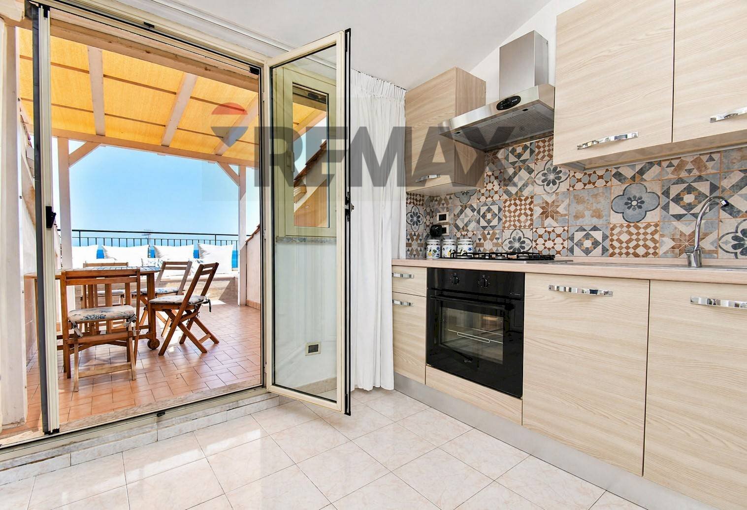Cucina - Trilocale Via Spiaggia
 
117, Mascali - foto 1