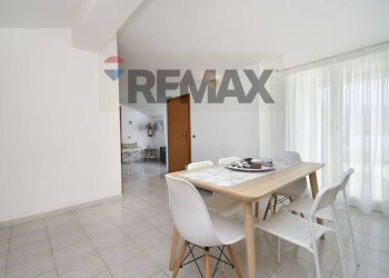 Sala da pranzo - Three-room apartment Via Spiaggia
 
117, Mascali - photo 28