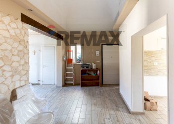 Hall / corridoio - Casa semi indipendente Via Giuseppe Motta
 
101, San Giovanni la Punta - foto 7