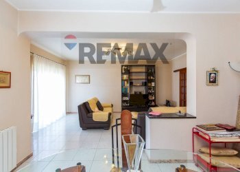 Sala da pranzo - Appartamento Viale Nitta
 
17, Catania - foto 7