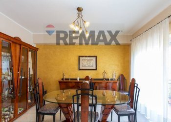 Sala da pranzo - Appartamento Viale Nitta
 
17, Catania - foto 14