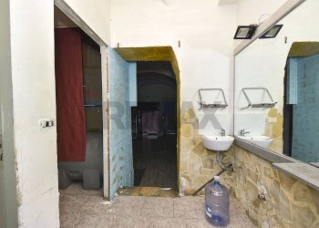 Bagno - Negozio Via Vittorio Emanuele Ii
 
555, Catania - foto 5