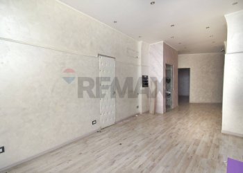 Stanza vuota - Negozio Via Vittorio Emanuele II
 
553, Catania - foto 12