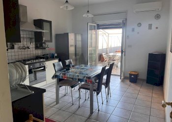Sala da pranzo - Appartamento Via Antonio Locatelli
 
13, Catania - foto 12