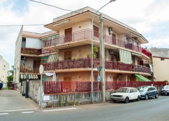 Edificio all\'aperto - Quadrilocale Via Lavina
 
142, Aci Sant'Antonio - foto 32
