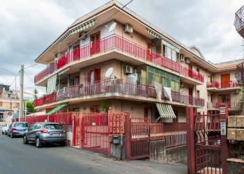 Edificio all\'aperto - Quadrilocale Via Lavina
 
142, Aci Sant'Antonio - foto 35