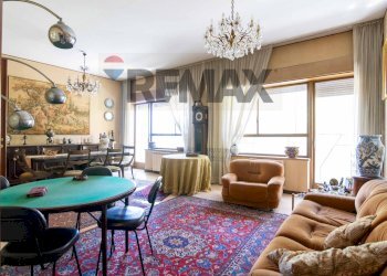 Sala da pranzo - Appartamento Corso Italia
 
251, Catania - foto 3