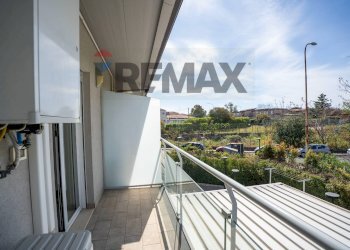 Balcone - Three-room apartment Viale Europa
 
78, San Gregorio di Catania - photo 11