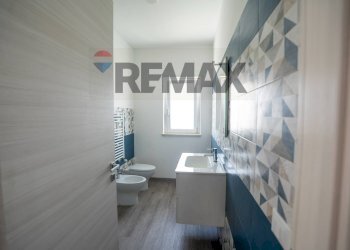 Bagno - Three-room apartment Viale Europa
 
78, San Gregorio di Catania - photo 13