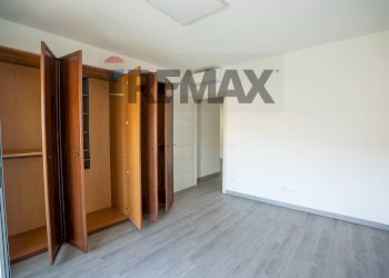 Stanza vuota - Three-room apartment Viale Europa
 
78, San Gregorio di Catania - photo 17