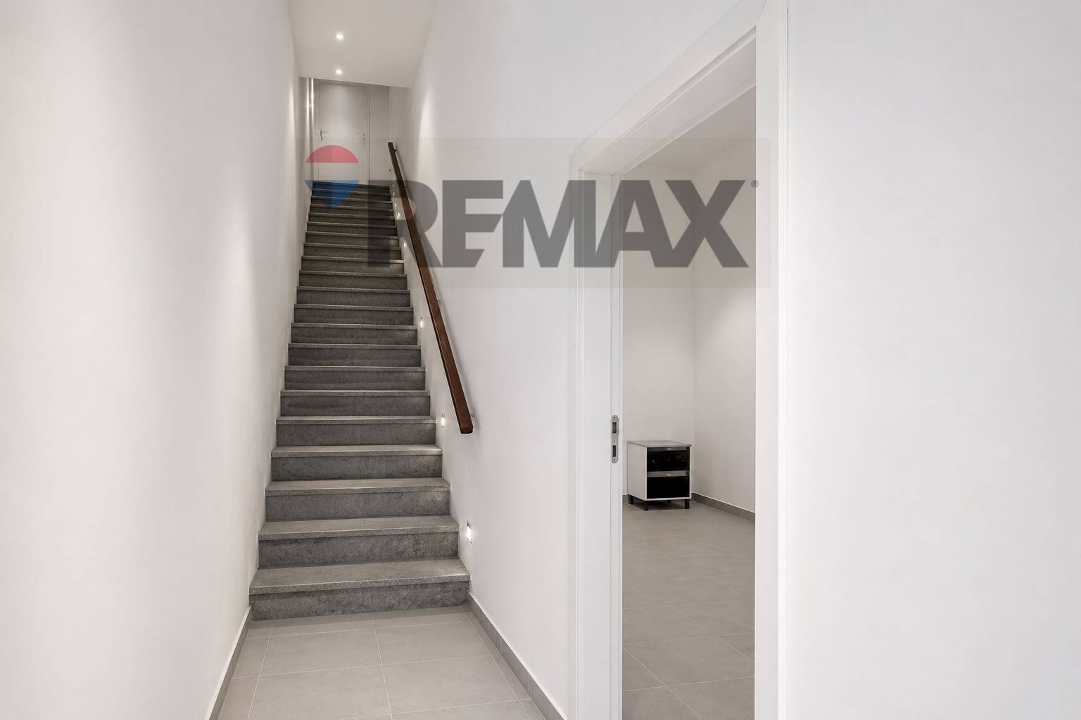 Scale - Casa semi indipendente Via Milazzo
185, Grammichele - foto 3
