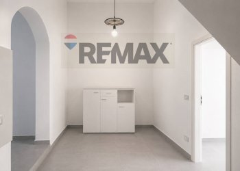 Hall / corridoio - Casa semi indipendente Via Milazzo
 
185, Grammichele - foto 8