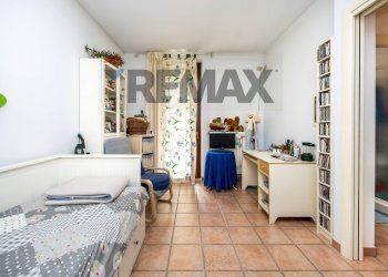 Camera / camera da letto - Appartamento Via Monsignor Pietro Panzetti
 
16, San Colombano al Lambro - foto 36