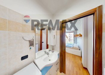 Bagno - Three-room apartment via XI Febbraio
 
25, Vimodrone - photo 19