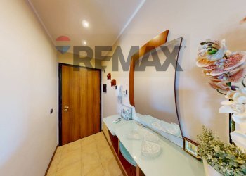 Hall / corridoio - Three-room apartment via XI Febbraio
 
25, Vimodrone - photo 31