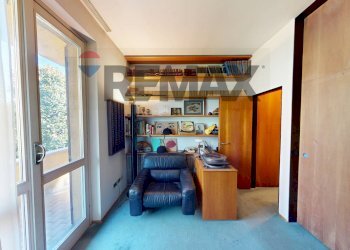 Hall / corridoio - Three-room apartment VIA GIUSTI
 
2, Carate Brianza - photo 20