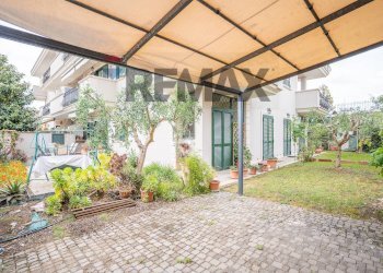 Terrazza - Three-room apartment Via Amatore Sceisa
 
86, Marino - photo 47
