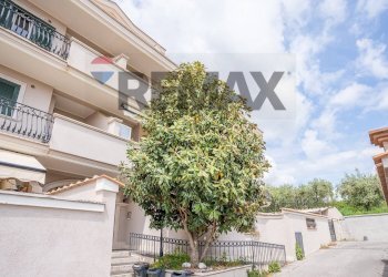 Edificio all\'aperto - Three-room apartment Via Amatore Sceisa
 
86, Marino - photo 66