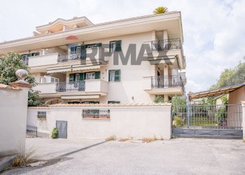 Edificio all\'aperto - Three-room apartment Via Amatore Sceisa
 
86, Marino - photo 68