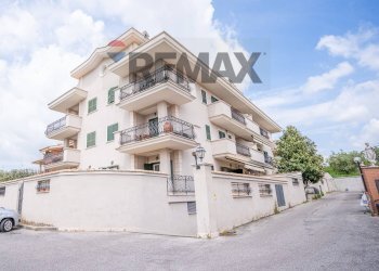 Edificio all\'aperto - Three-room apartment Via Amatore Sceisa
 
86, Marino - photo 71