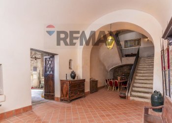 Scale - Villa Via Corso
 
52, Sessa Aurunca - foto 5