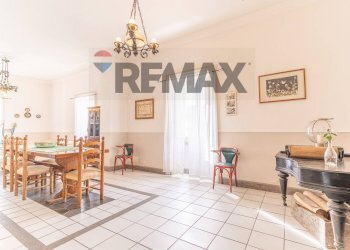 Sala da pranzo - Villa Via Corso
 
52, Sessa Aurunca - foto 11