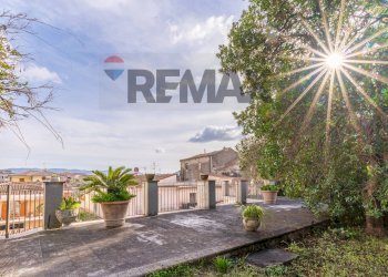 Casa all\'aperto - Villa Via Corso
 
52, Sessa Aurunca - foto 29