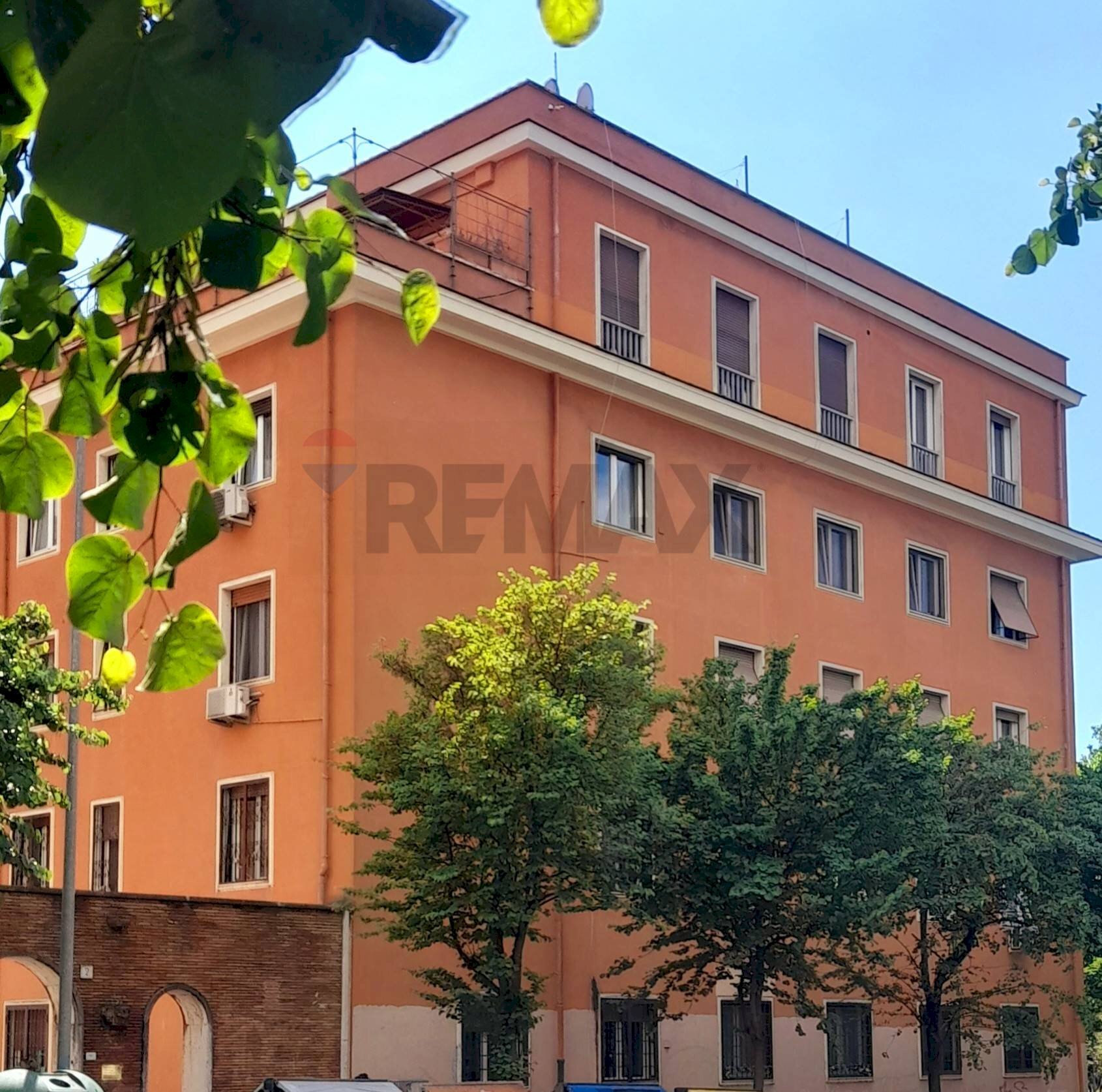 Edificio all\'aperto - Quadrilocale Roma - foto 1