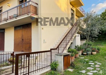 Casa all\'aperto - Appartamento divisione garibaldi
 
8, Castelfranco Piandiscò - foto 1