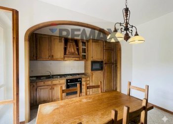 Sala da pranzo - Appartamento divisione garibaldi
 
8, Castelfranco Piandiscò - foto 4
