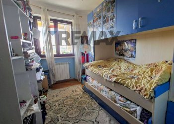 Camera / camera da letto - Three-room apartment via Piave
 
182, Montevarchi - photo 14