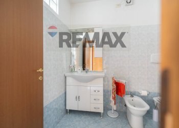 Bagno - Two-room apartment via Galleria della Sima
 
45, Jesi - photo 15