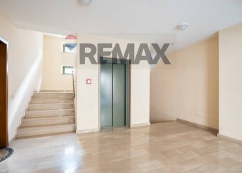 Ricezione / Lobby - Two-room apartment via Galleria della Sima
 
45, Jesi - photo 24