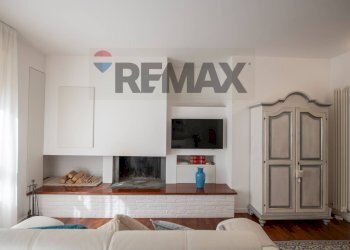Soggiorno - Appartamento via pozzo del letto
 
6, Montemarciano - foto 17