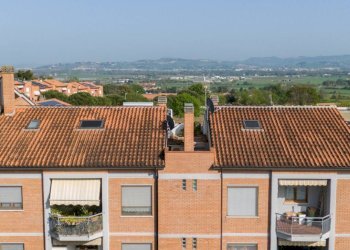 Edificio all\'aperto - Appartamento via pozzo del letto
 
6, Montemarciano - foto 46