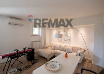 Soggiorno - Appartamento via pozzo del letto
 
6, Montemarciano - foto 47
