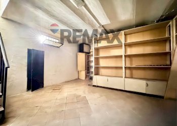 Dispensa di stoccaggio - Commercial Premises Corso Vittorio Emanuele
2, Manziana - photo 14