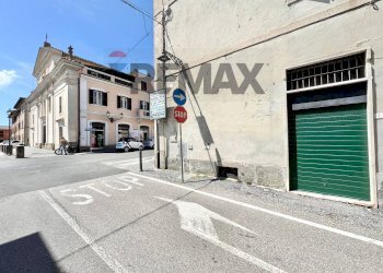 Edificio all\'aperto - Trilocale corso Vittorio Emanuele
 
2, Manziana - foto 16