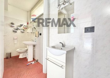 Bagno - Commercial Premises piazza po
6, Manziana - photo 8