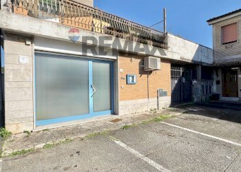 Edificio all\'aperto - Commercial Premises piazza po
6, Manziana - photo 9